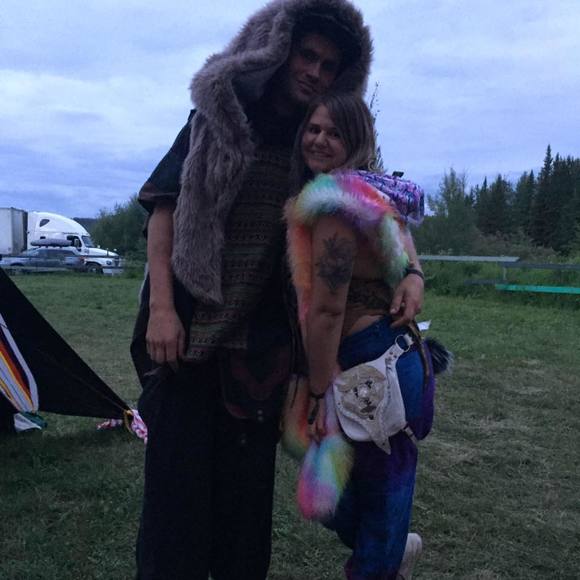 Meet your Posher, Jessika - Picture 1 of 1